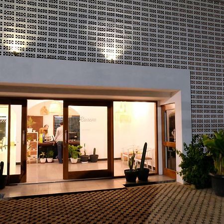 Rarem Bed & Breakfast Bandar Lampung Buitenkant foto