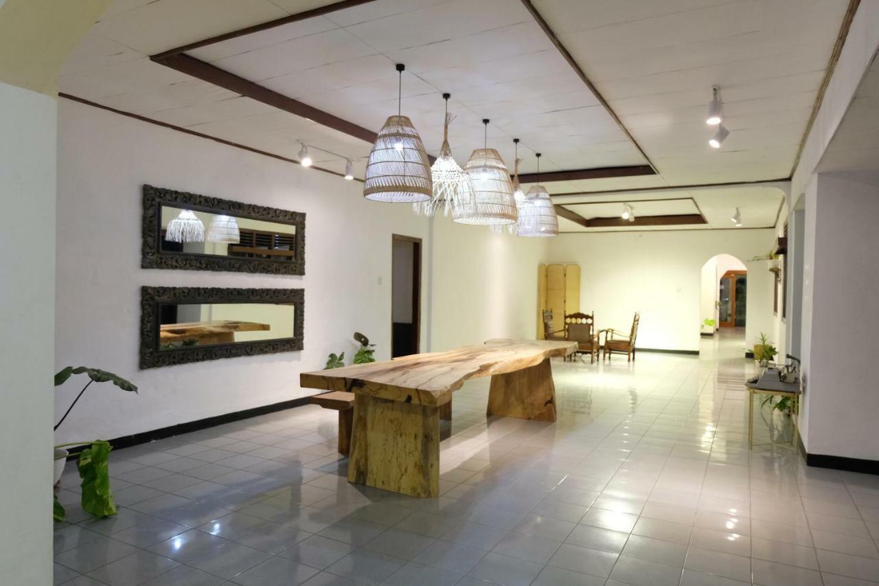 Rarem Bed & Breakfast Bandar Lampung Buitenkant foto